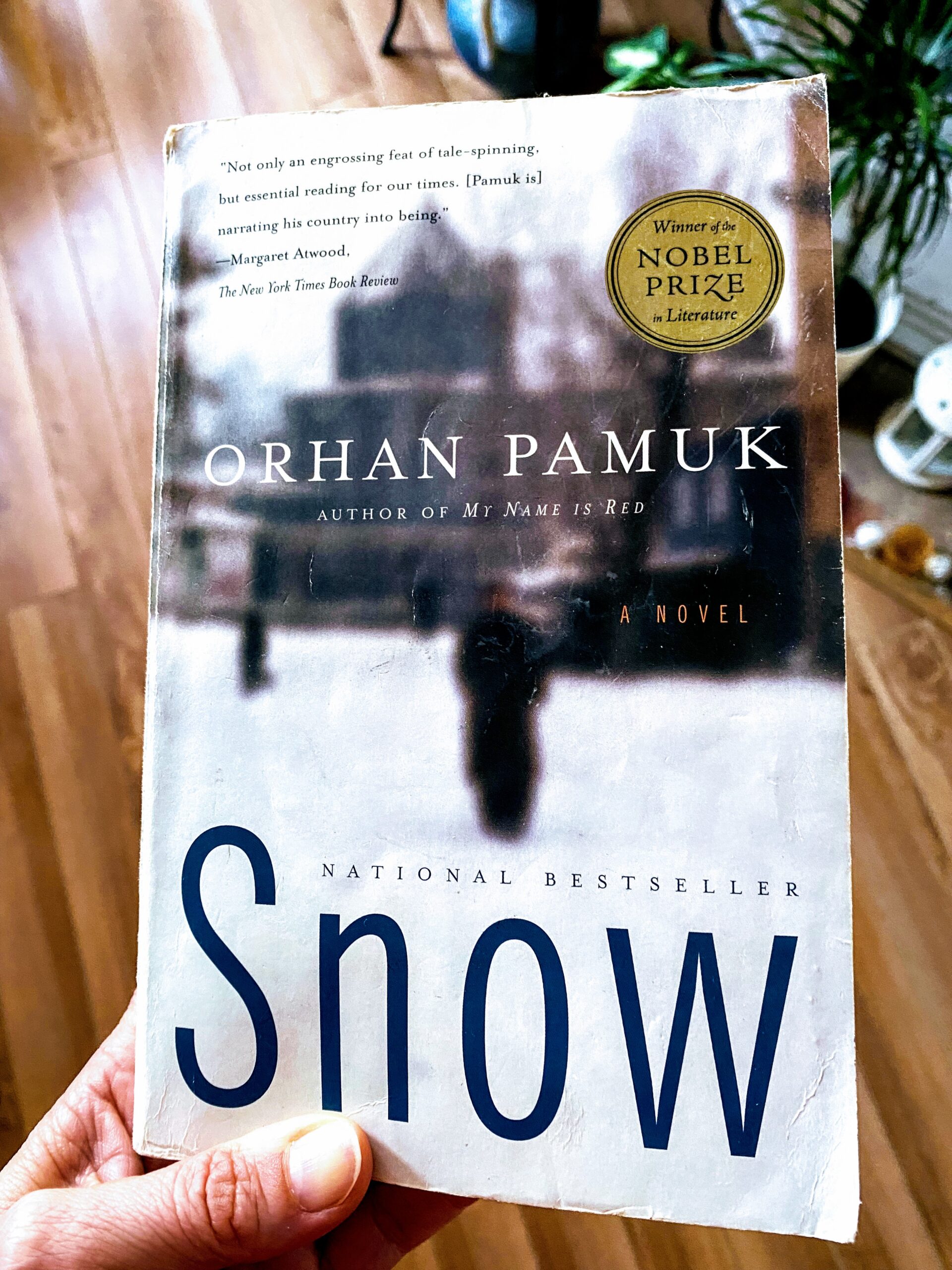 snow by orhan pamuk